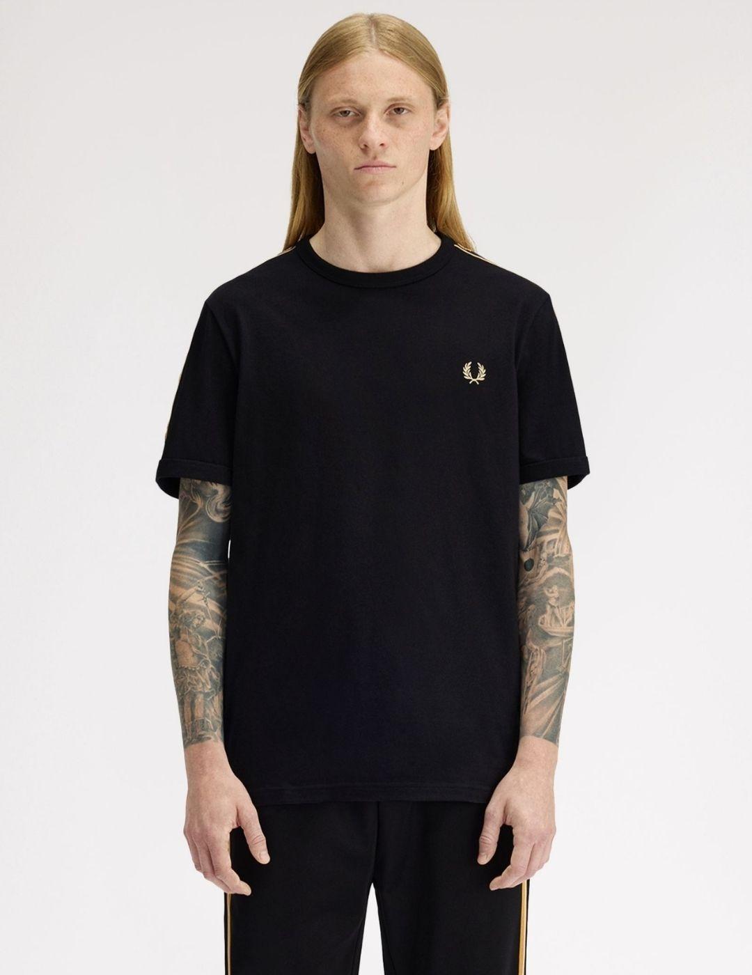 Camiseta Fred Perry Tape Ringer Negro Hombre