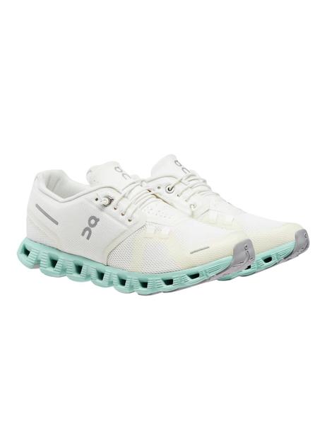 Zapatillas On Running Cloud 5 mujer blanca y verde