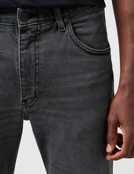 Pantalón Wrangler Whispered Wash Gris Hombre