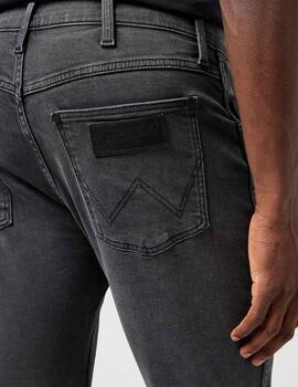 Pantalón Wrangler Whispered Wash Gris Hombre