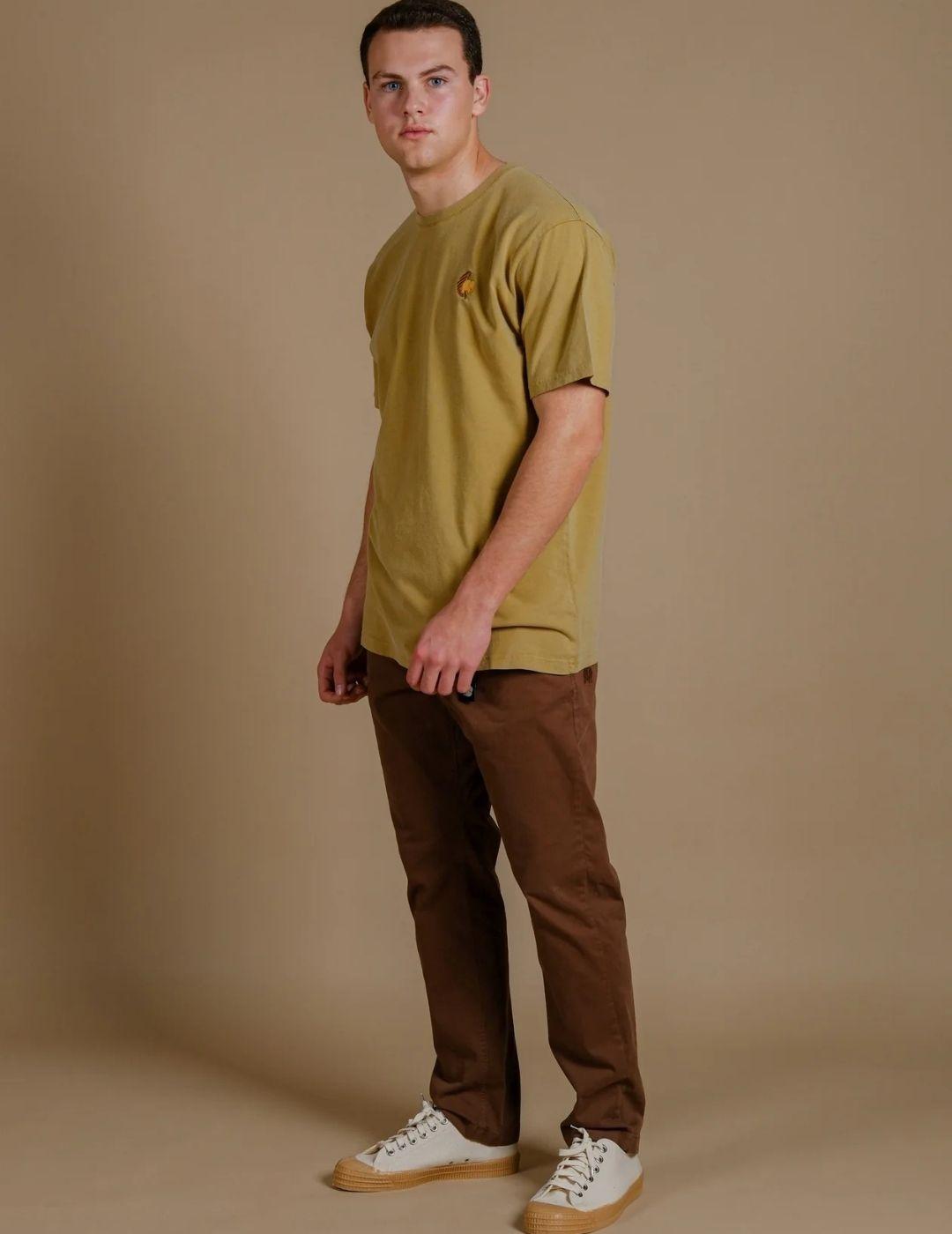 Camiseta Trendsplant Datil  Mostaza hombre