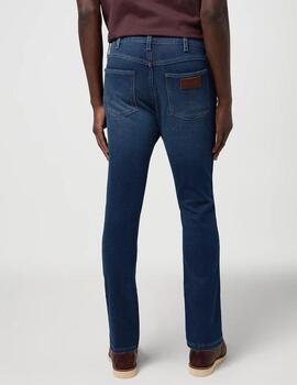 Pantalón Wrangler Larston Fog Hombre